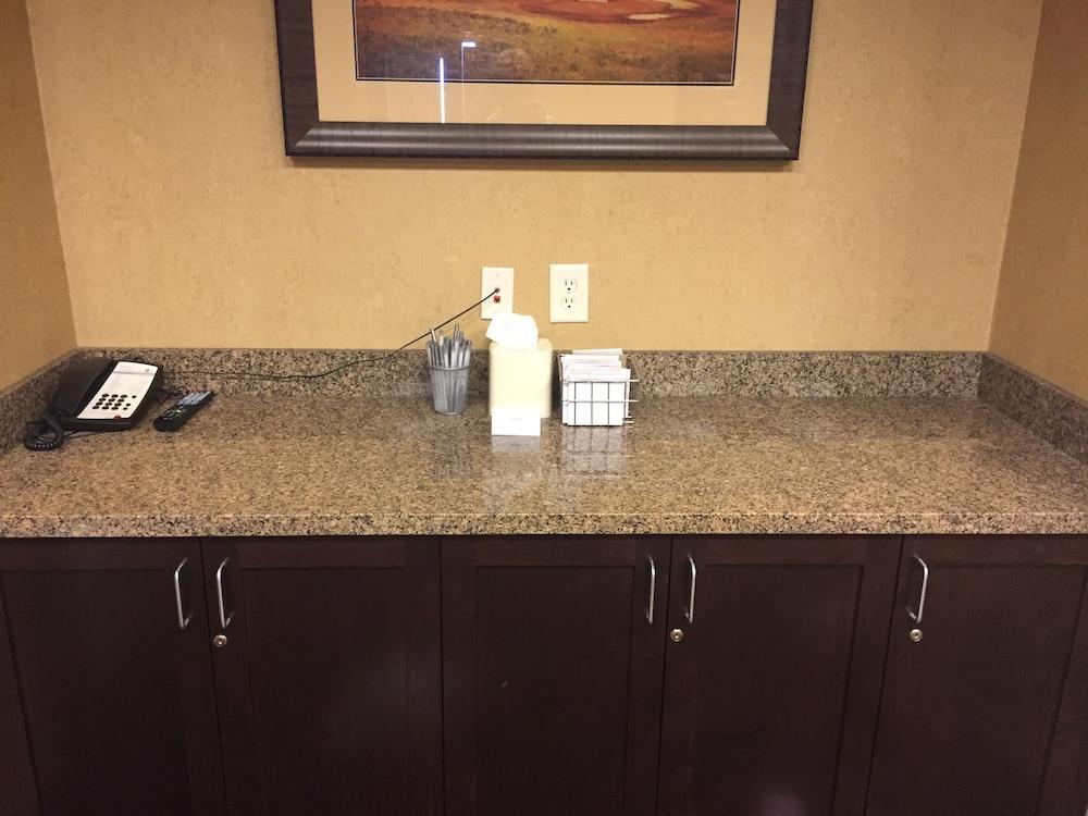 Hampton Inn & Suites Bismarck Northwest Exteriér fotografie