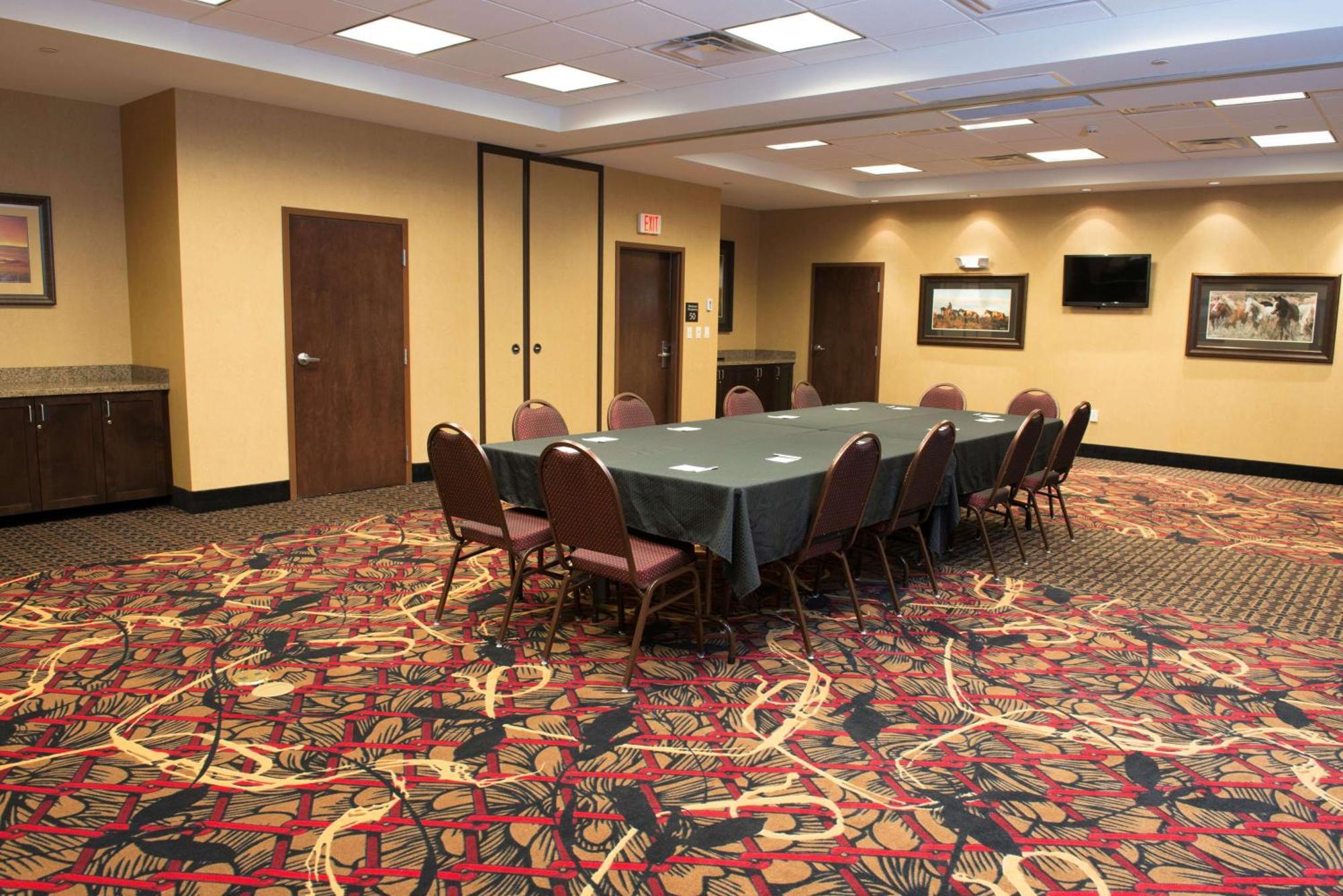 Hampton Inn & Suites Bismarck Northwest Exteriér fotografie