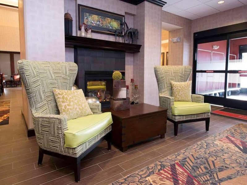 Hampton Inn & Suites Bismarck Northwest Exteriér fotografie