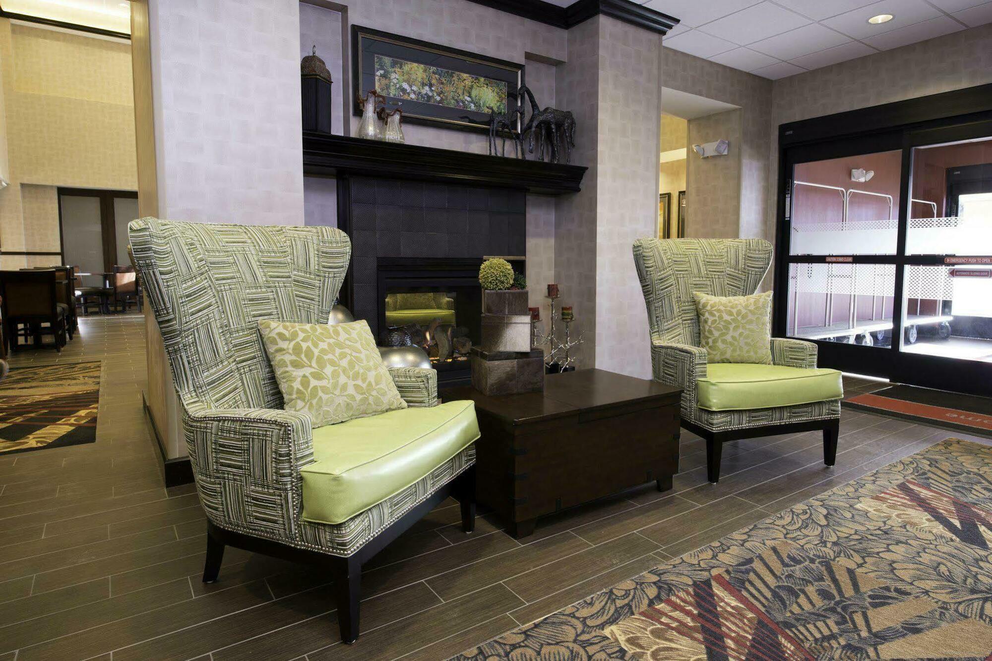 Hampton Inn & Suites Bismarck Northwest Exteriér fotografie